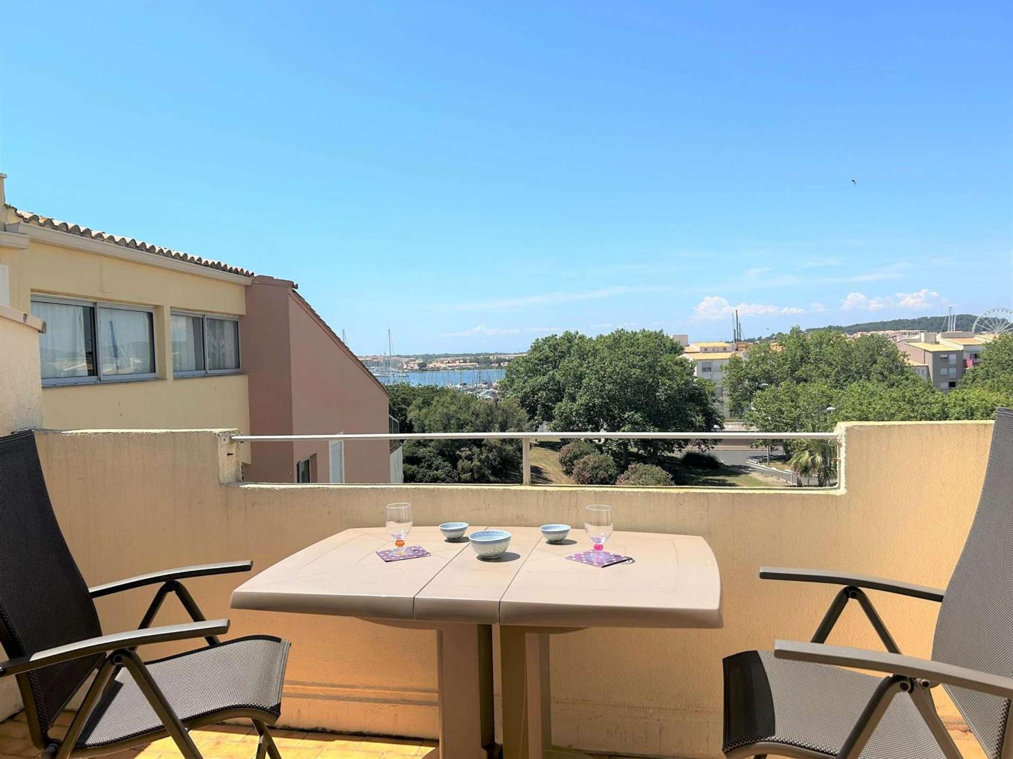 Cap D'agde - 4 Pers, A 400m, Parking Inclus - Fr-1-249-416 * Agde